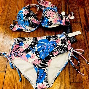 NWT California Waves 2 Piece Bikini
